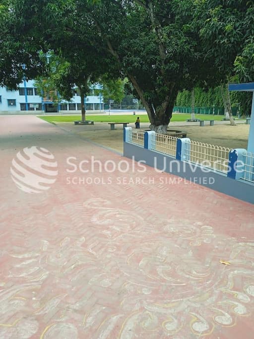 Auxilium Convent School gallery image 1