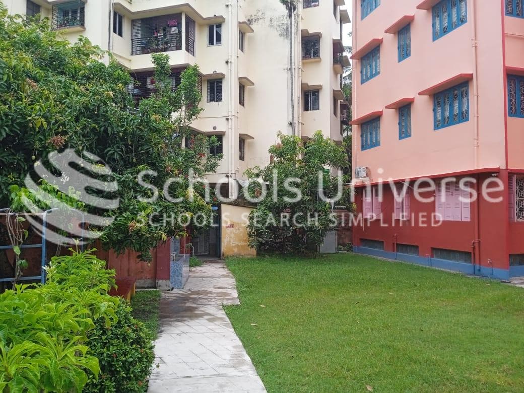 Kolkata Model School Joka photo 1