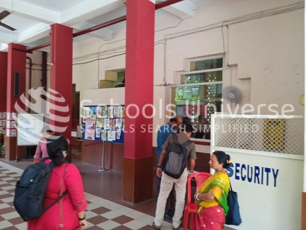 Gokhale Memorial Girls' School Joka photo 5