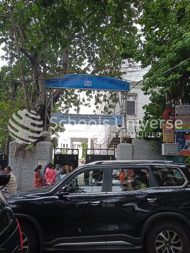 La Martiniere For Girls School gallery image 6
