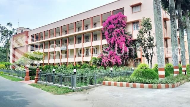 Ramakrishna Mission Vidyalaya gallery image 3