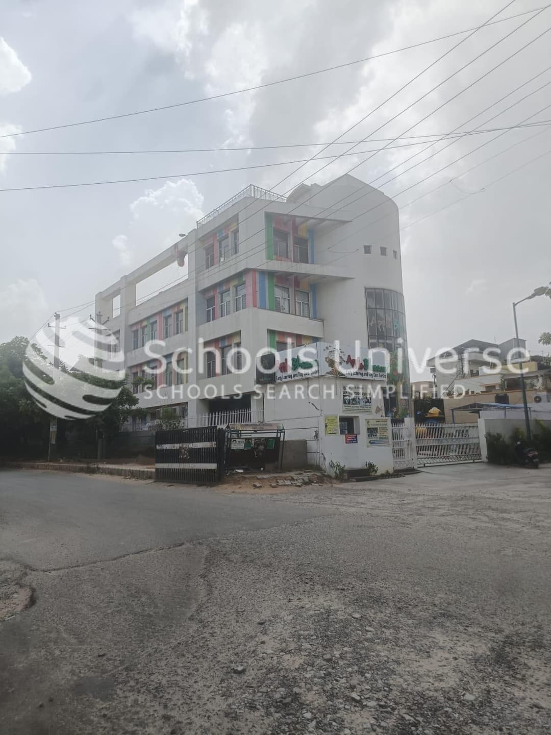 Apple Blossom School Sec 46 photo 2