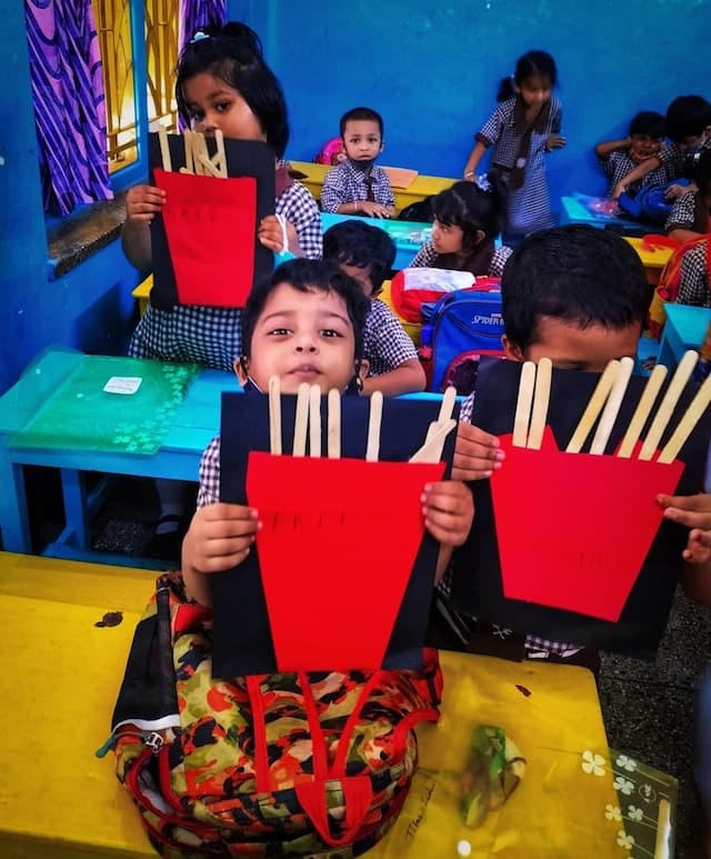 Little Friends Pre School & Day Care gallery image 1