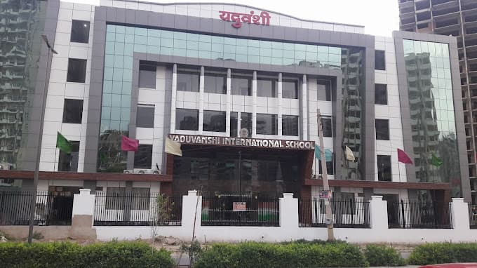 Yaduvanshi Shiksha Niketan photo 4