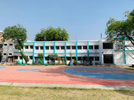 Dev Samaj Vidya Niketan Senior Secondary School gallery image 3