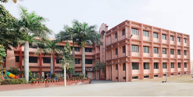 Sharda International School gallery image 2