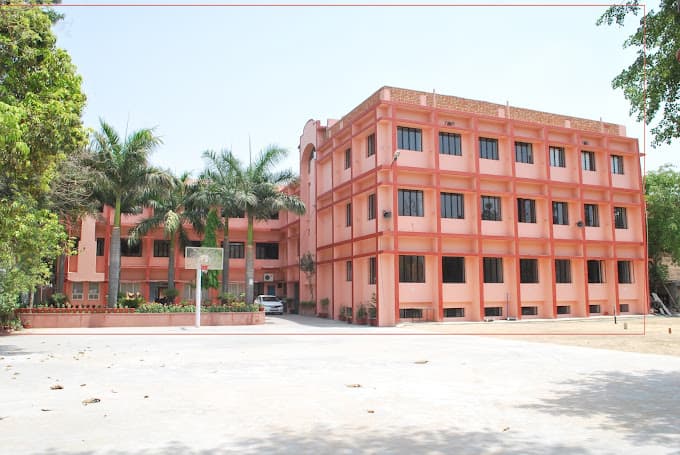 Sharda International School Sector 10A photo 3