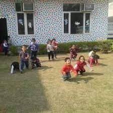 Little Steps Preschool & Daycare Sector 11 photo 4