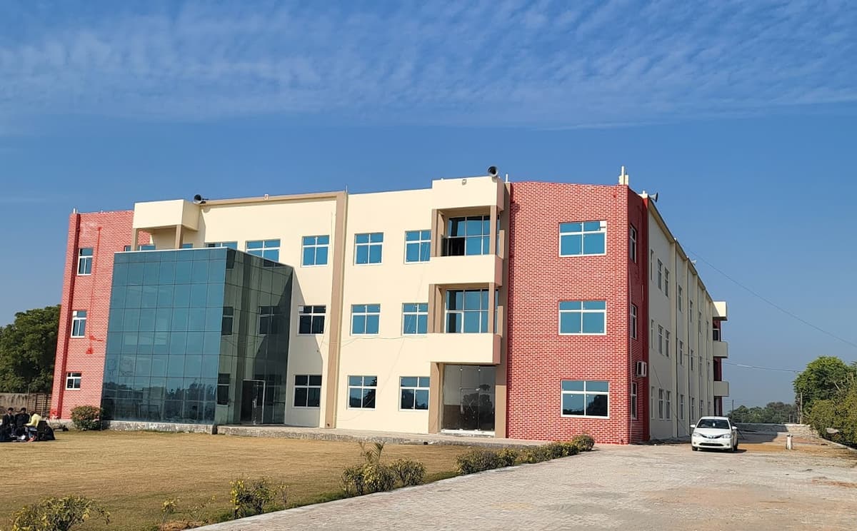 U S High School Pataudi photo 1