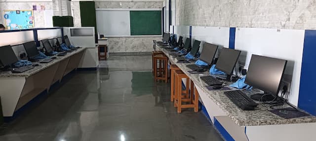 M. M. Public School gallery image 1