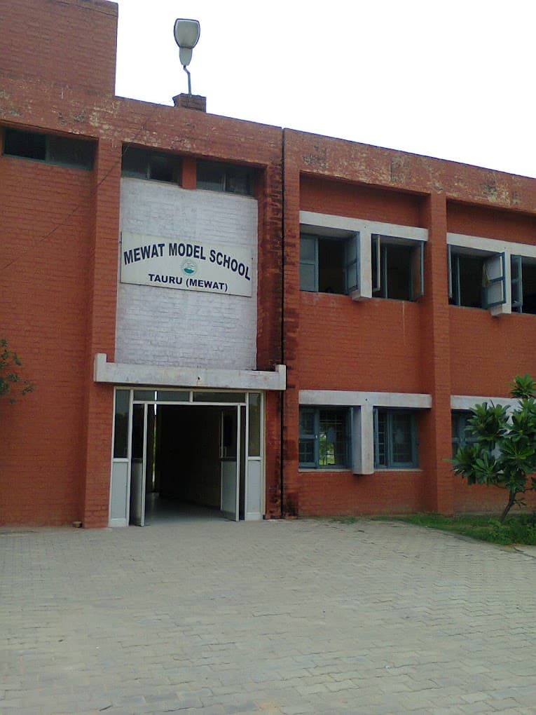 Mewat Model School Tauru photo 3