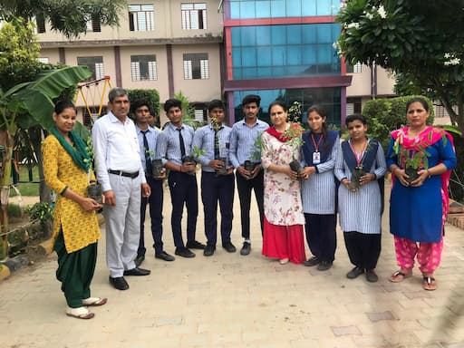 Laxmi Senior Secondary School gallery image 1
