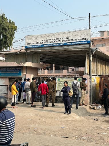 H.M. Senior Secondry School Ashok Vihar Phase Ii photo 2