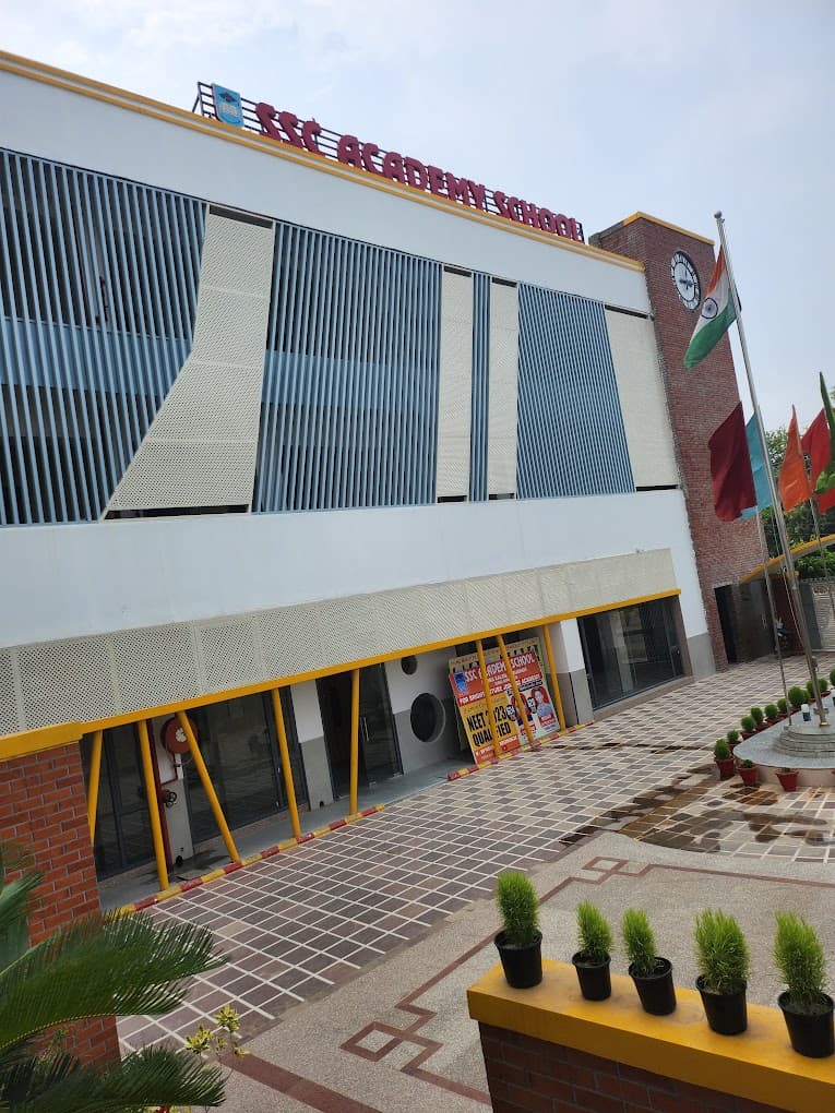 Siri Shiv Chaitanya Academy School Kalan photo 2