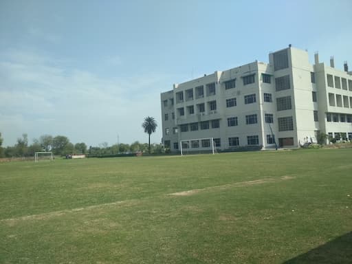 Vedas International School gallery image 2