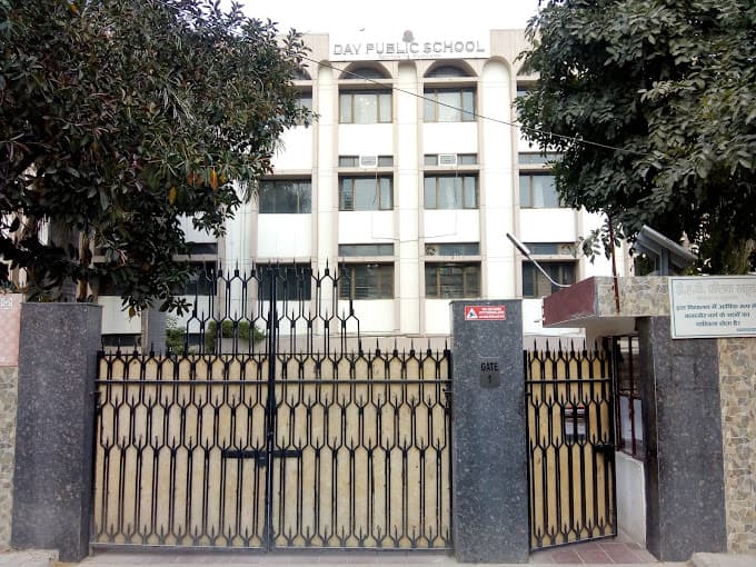 Dav Public School Sector 14 photo 1