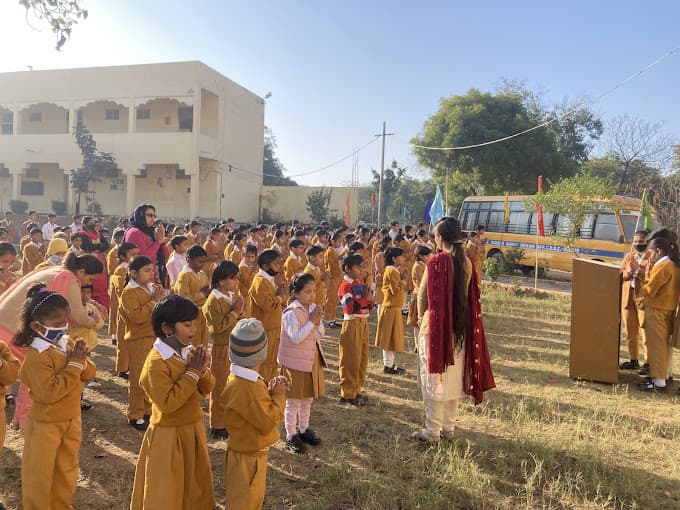 Maharishi Vidya Mandir Public School Chandu photo 1