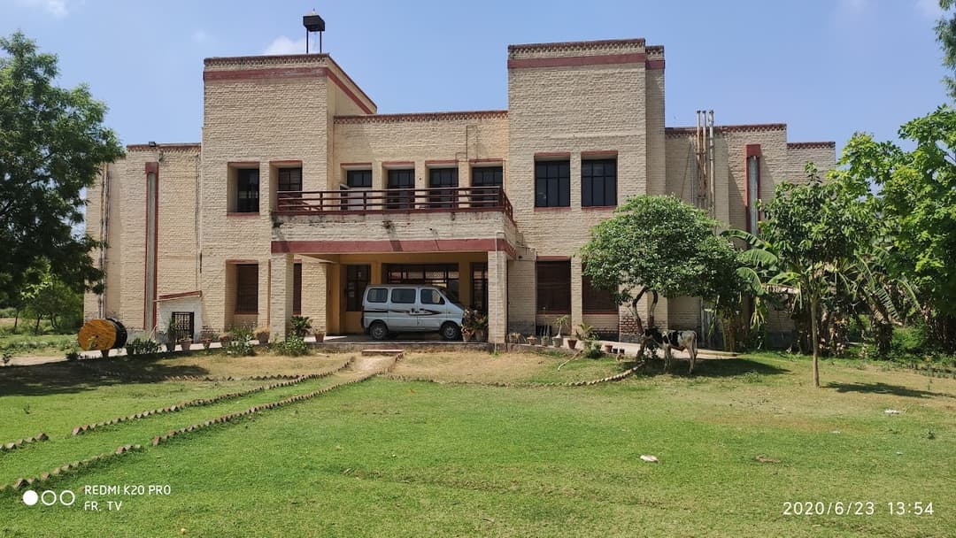 Shantigram Vidhya Niketan School photo 3