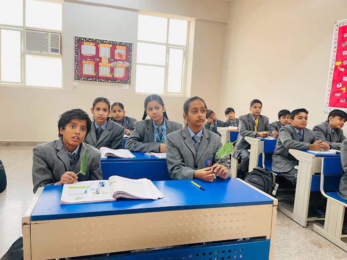 Hsv International School Sector- 104 photo 4