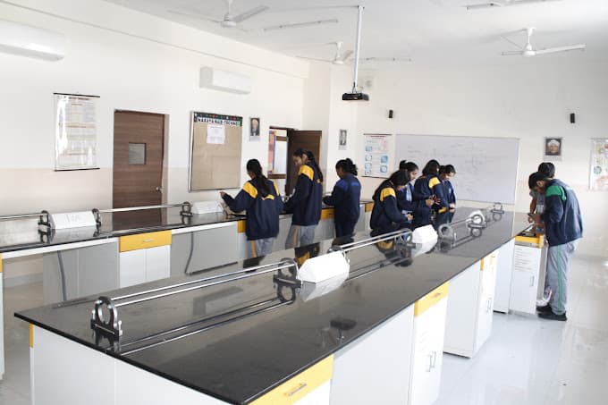 Narayana E-Techno School Palam Vihar photo 2