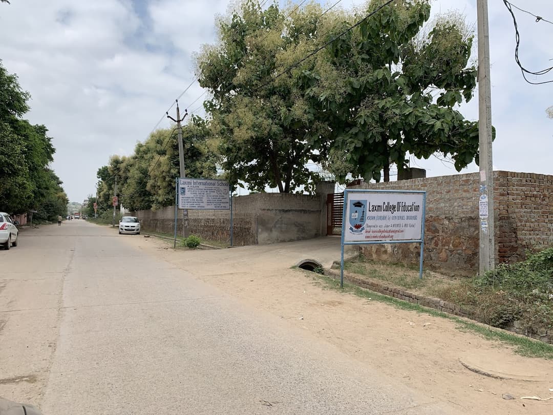 Laxmi International School Kasan photo 3