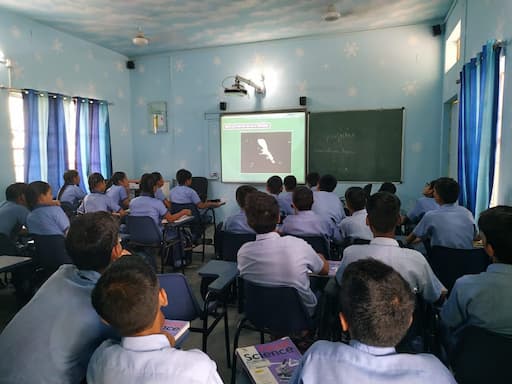 M D S Public High School gallery image 4