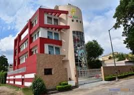 Apple Blossom Sector 46 photo 3