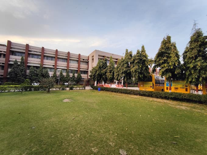 Dpsg Palam Vihar photo 1