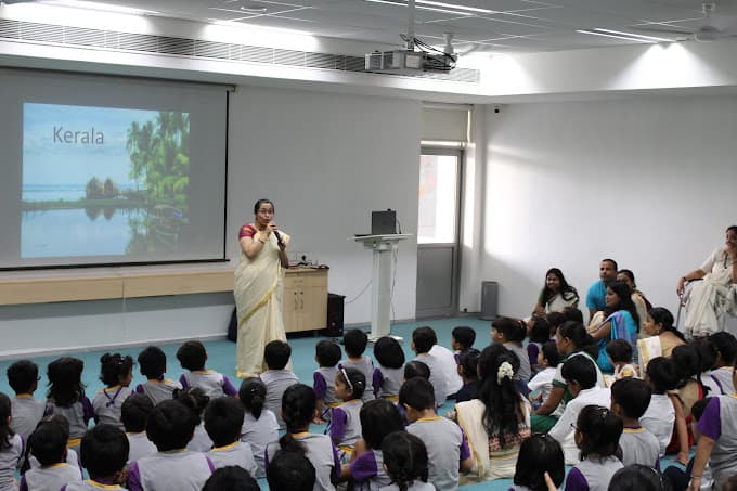 Matrikiran Junior School photo 4