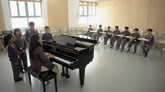 Matrikiran Junior School photo 2