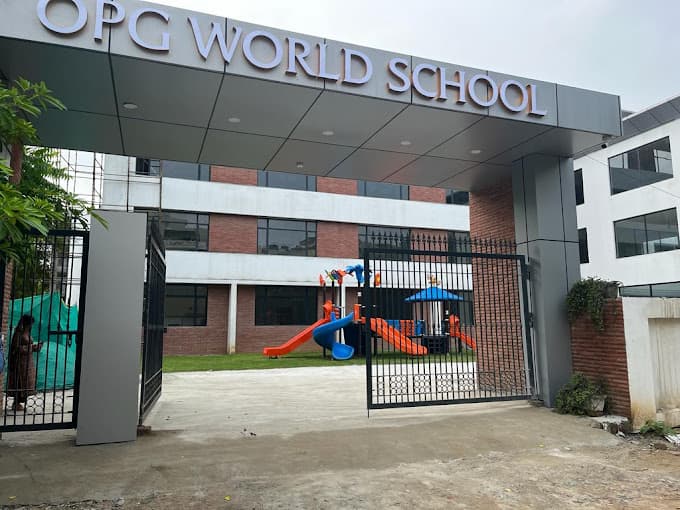 Opg World School Dlf Phase-2 photo 2