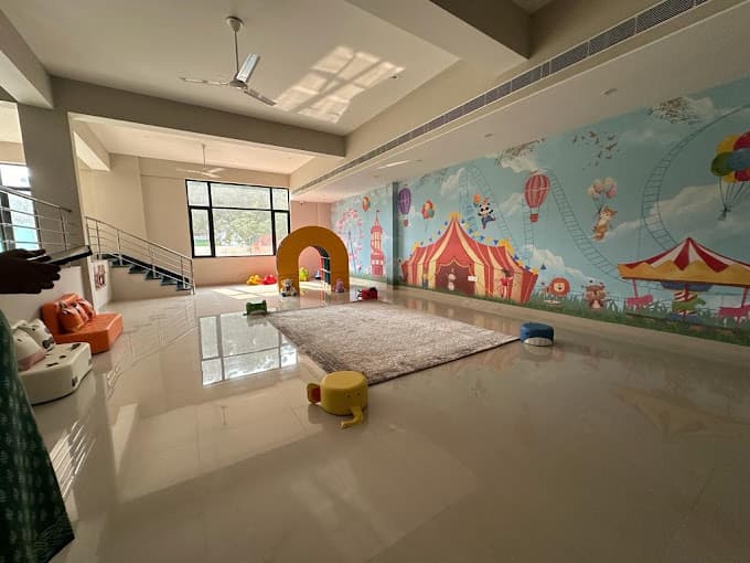 Opg World School Dlf Phase-2 photo 3