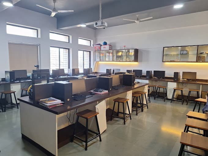 EON Gyankur English Medium School photo 4