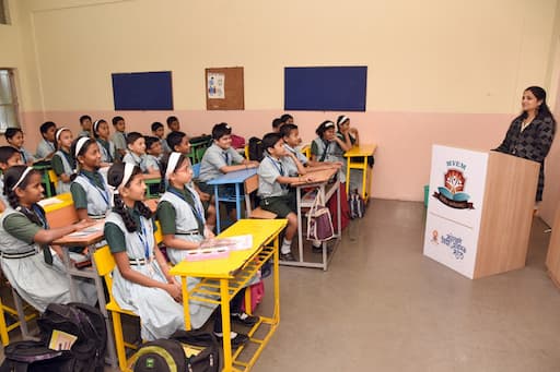 Mahesh Vidyalaya English Medium School gallery image 5