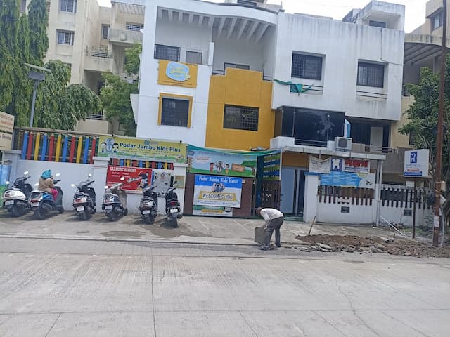 Podar Jumbo Kids  gallery image 3