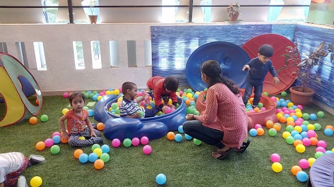 Kothari Starz photo 2