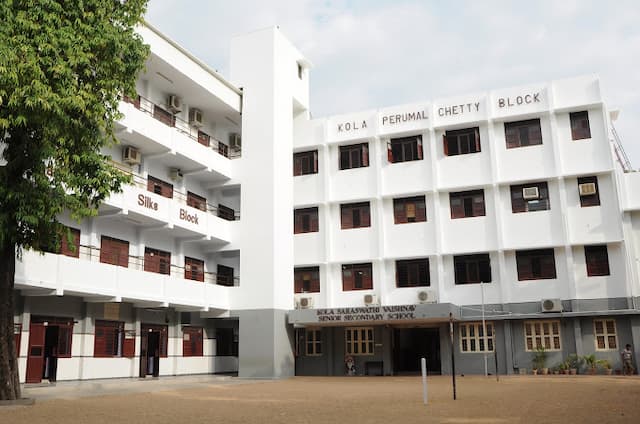 Kola Saraswathi Vaishnav Senior Secondary School gallery image 3