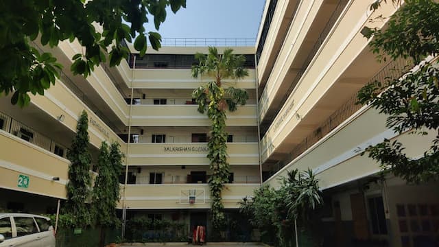 D.A.V. Boys Senior Secondary School gallery image 3