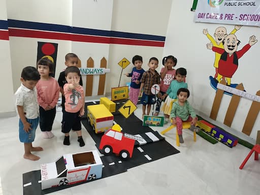 Unity Public School Tilekar Nagar gallery image 2