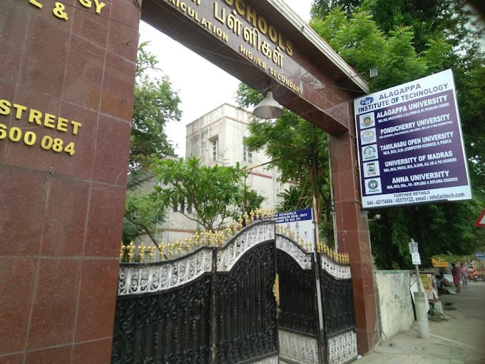 Alagappa Matriculation Higher Secondary School Purasawalkam photo 1