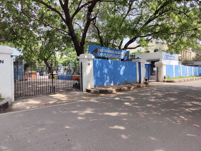 Doveton Oakley photo 4