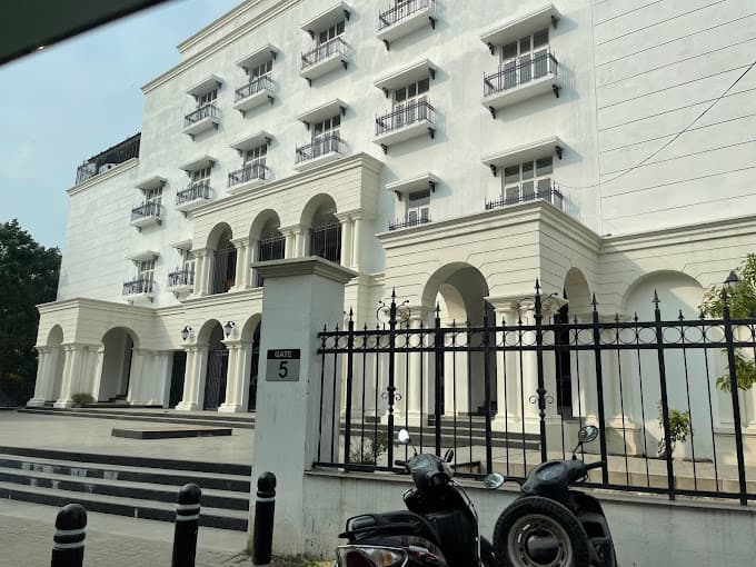 Village International School Sholinganallur photo 4