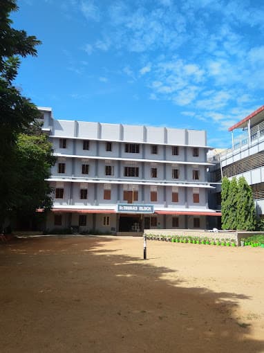 Holy Family Convent School Keelkattalai photo 4