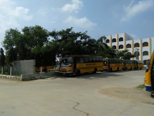 Jeppiaar School gallery image 2