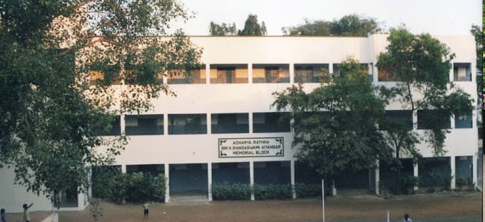The Hindu Colony Chellammal Vidyalaya Senior Secondary School photo 3