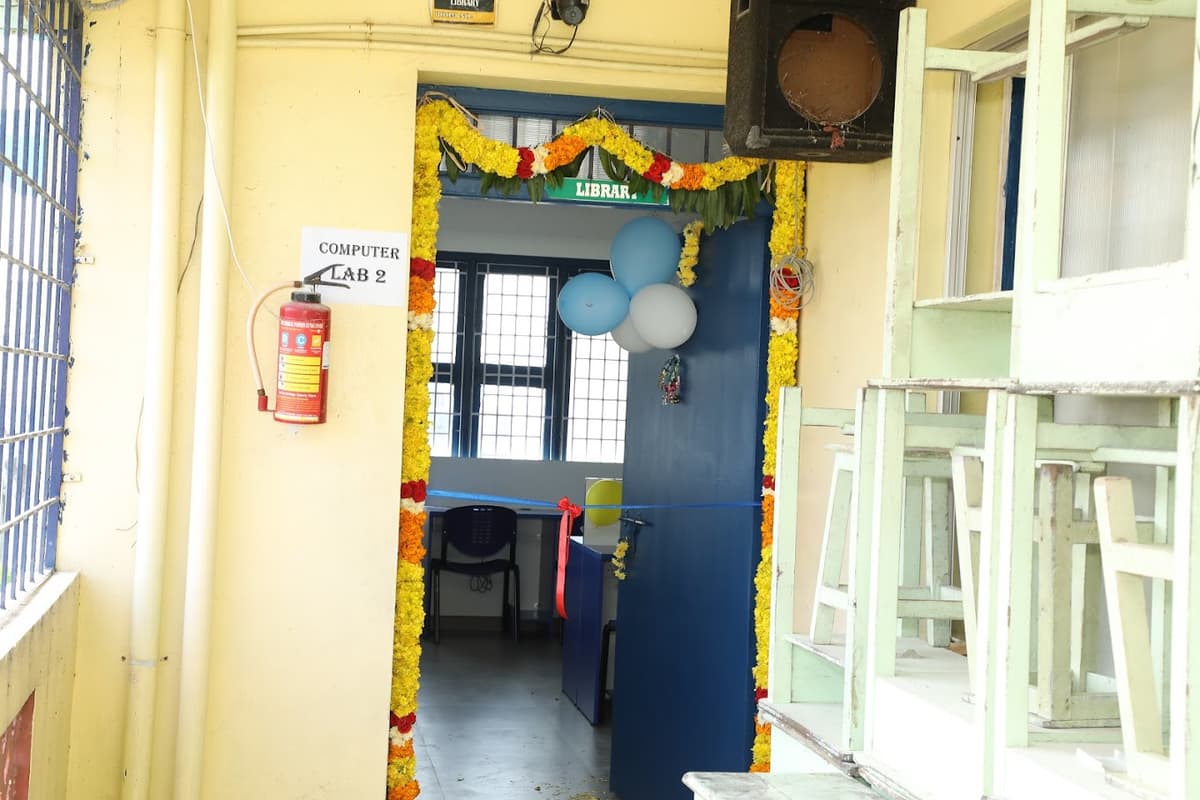 Pon Vidyashram Unique School Injambakkam photo 3