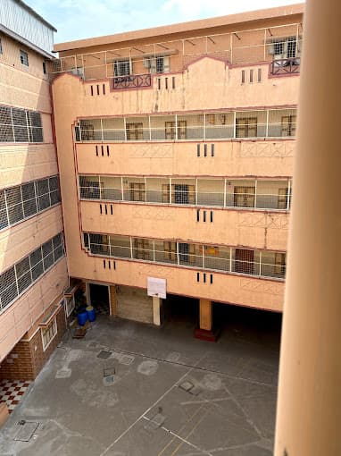 Sri Venkateswara School Royappettah photo 3