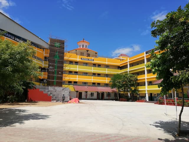 Sri Venkateswara Vidhyalaya gallery image 2