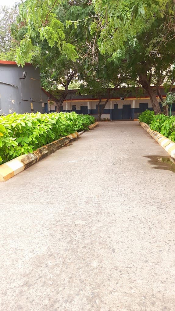 Vellayan Chettiar Higher Secondary School Thiruvottiyur photo 3