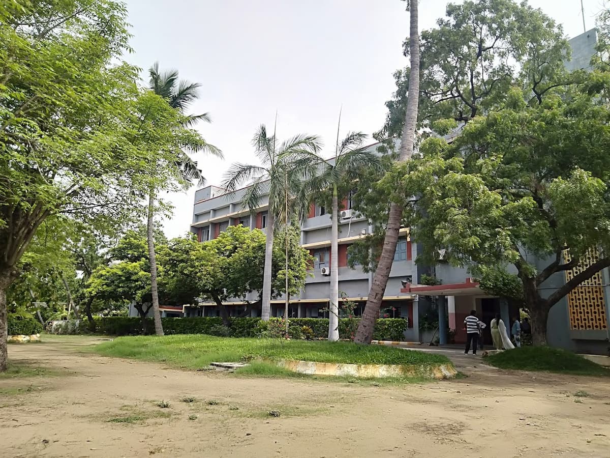 Vellayan Chettiar Higher Secondary School Thiruvottiyur photo 1